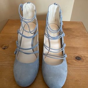 Nine West grey suede heels never been worn